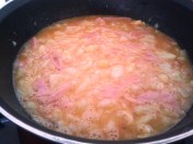 tortilla española cociendo